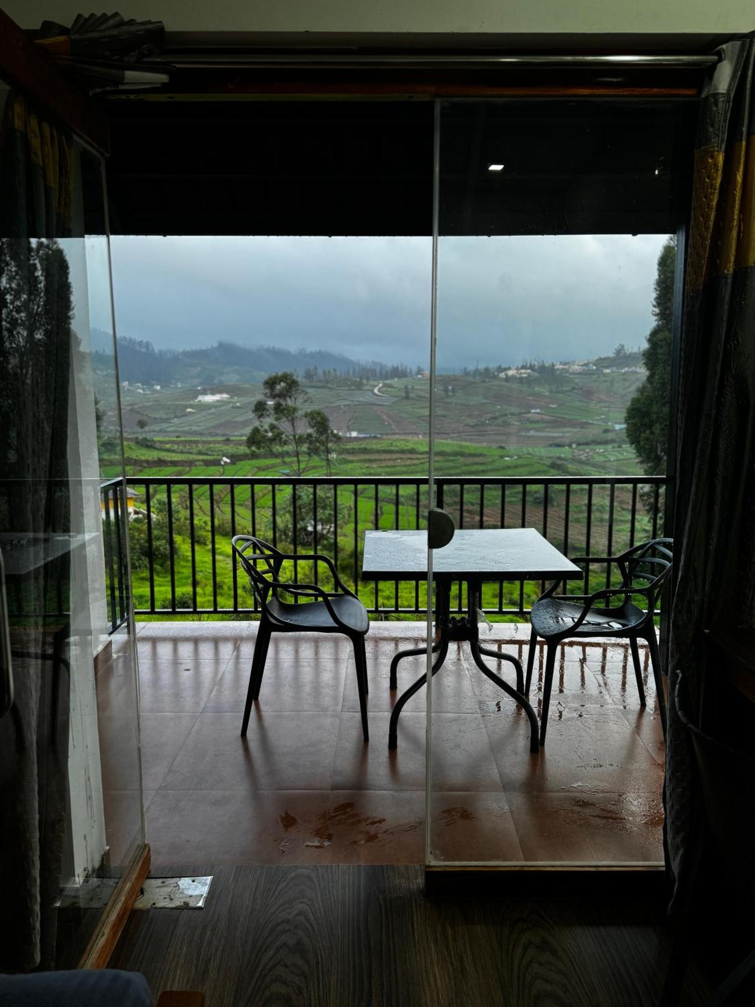 The Wooden Springs Bed and Breakfast Ooty Εξωτερικό φωτογραφία